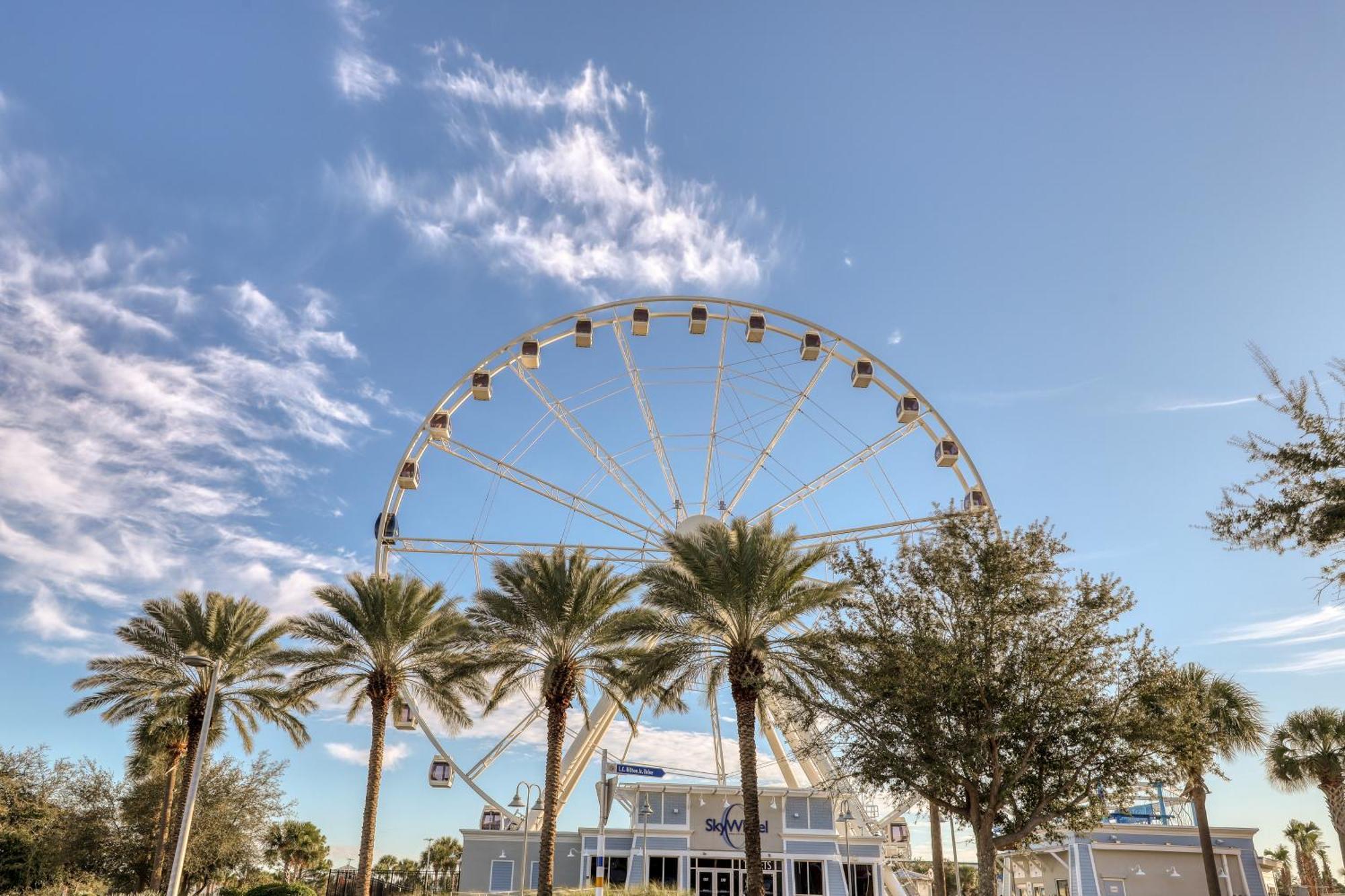 Aparthotel Breathtaking Gulf-front Near Pier Park Panama City Beach