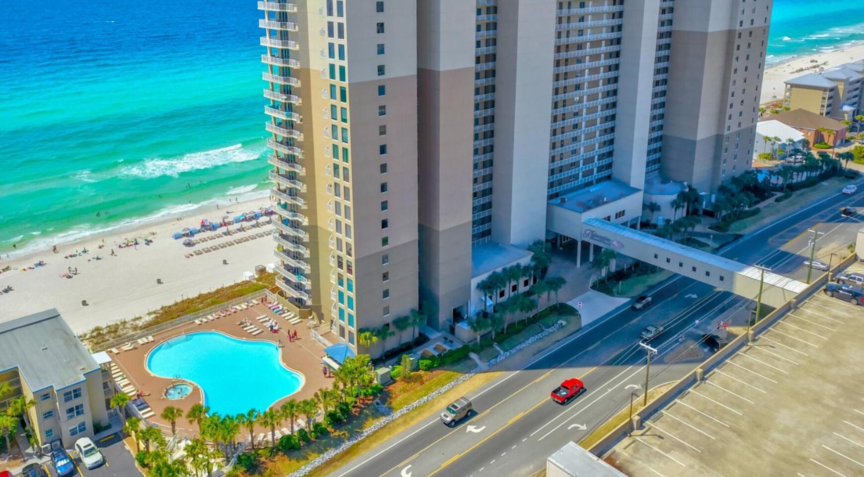 Aparthotel Breathtaking Gulf-front Near Pier Park